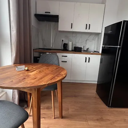 Apartment Kawalerka 3 *
